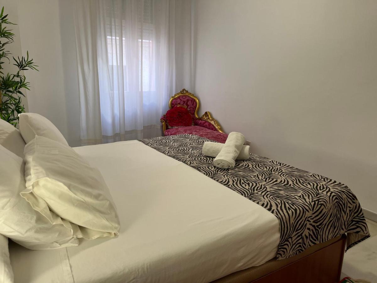 Very Nice Apartament. City Center. Private Parking Sevilla Eksteriør bilde
